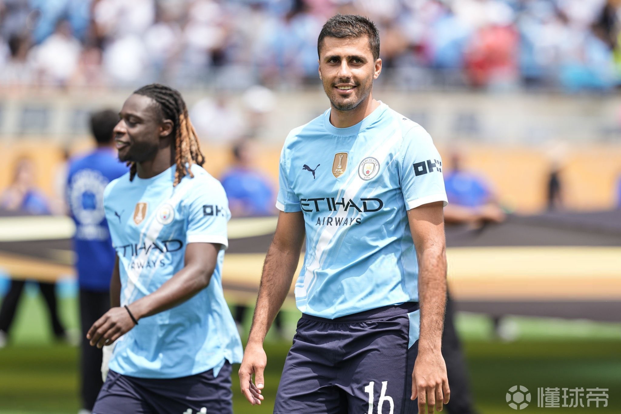 前英超名将佩特雷斯库患神秘疾病暴瘦30公斤尝试中药治疗