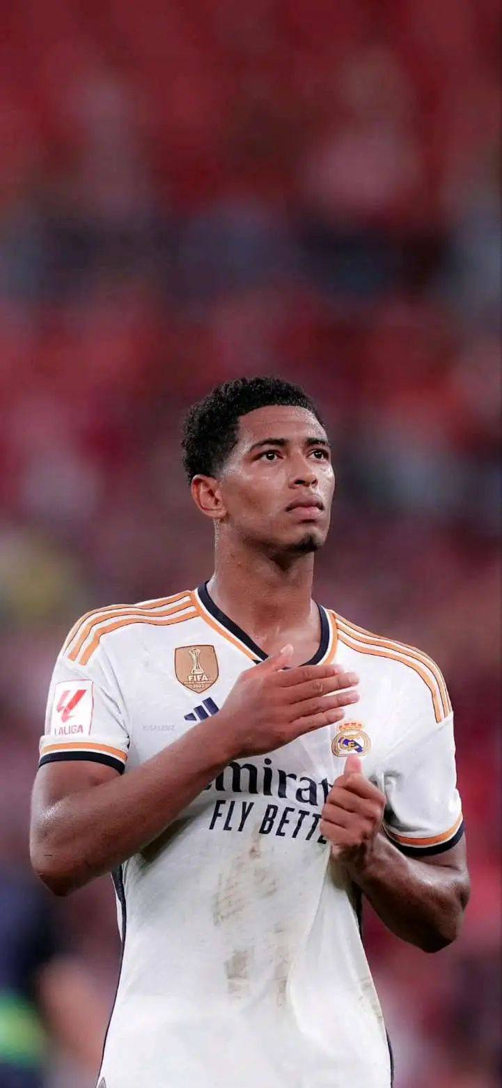 亚精英赛半场：陈威屡献神扑力保城池，海港0-0柔佛新山