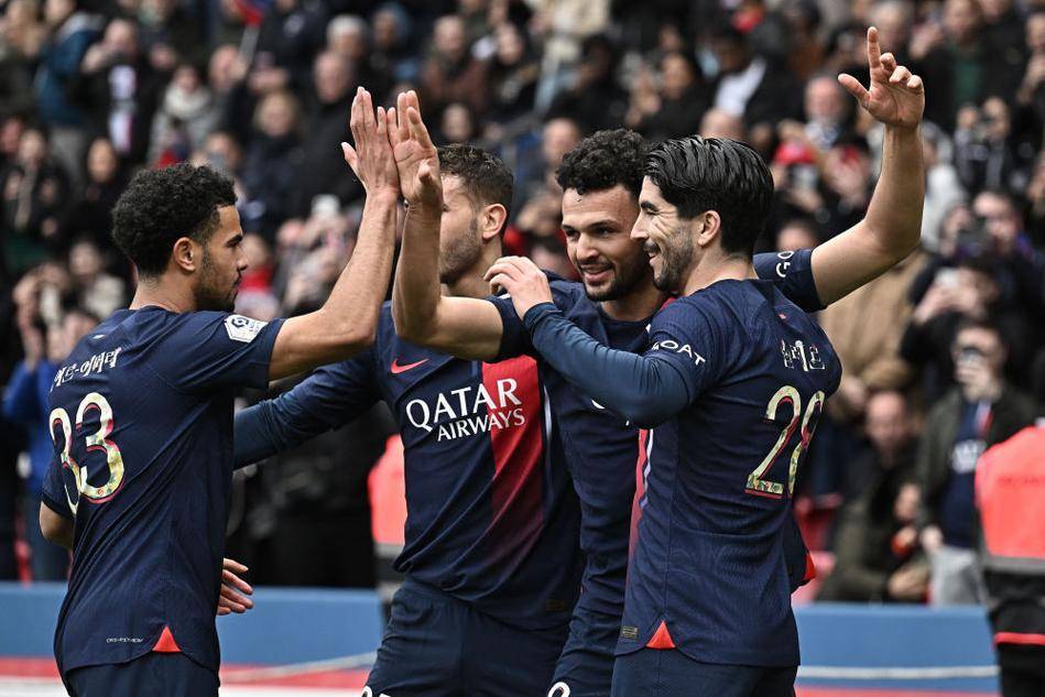 7分钟闪击，为那不勒斯自1989年以来意甲对尤文最快进球