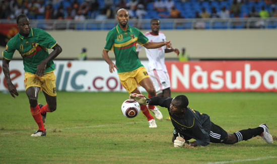 TA：利物浦计划与萨拉赫会谈，斯洛特依然得到更衣室支持