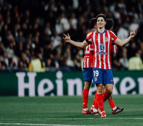 斑马队长，洛卡特利达成尤文生涯200场里程碑