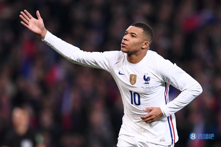 德比战投掷物品，西足协处罚塞维利亚部分看台关闭3场+罚款